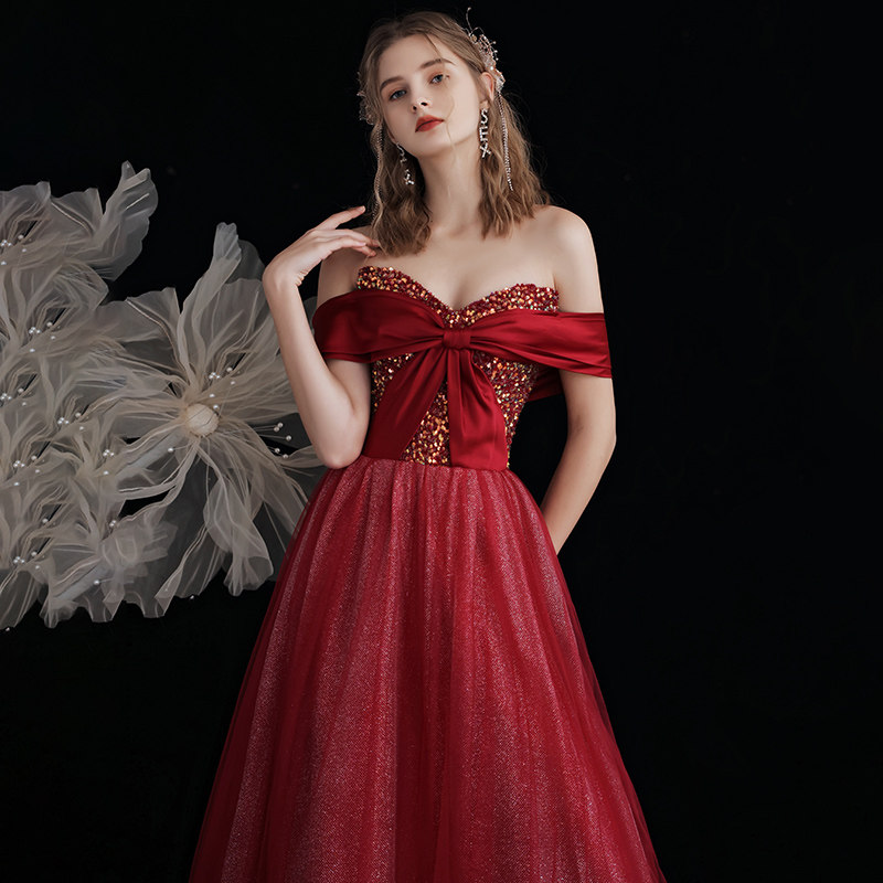Toast dress bride 2022 new summer wine red wedding engagement back door dress skirt one-shoulder thin temperament