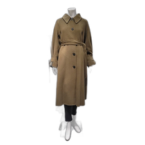 Korean direct mail G-CUT] Loose long coat with rear pleat details 7252416001