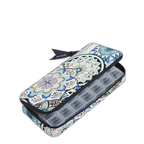 vera bradleyOutlet cotton large travel pill box - with sketched badge (Outlet USA