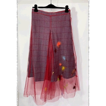 Hong Kong direct mail fashion luxury Maison Margiela Martin Margiela womens red embroidered patchwork yarn half