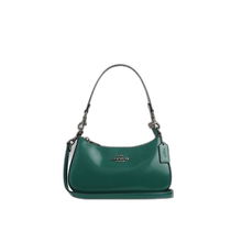Direct mail from the United States Coach Teri shoulder bag CV938-QBDM9 emerald green Coach