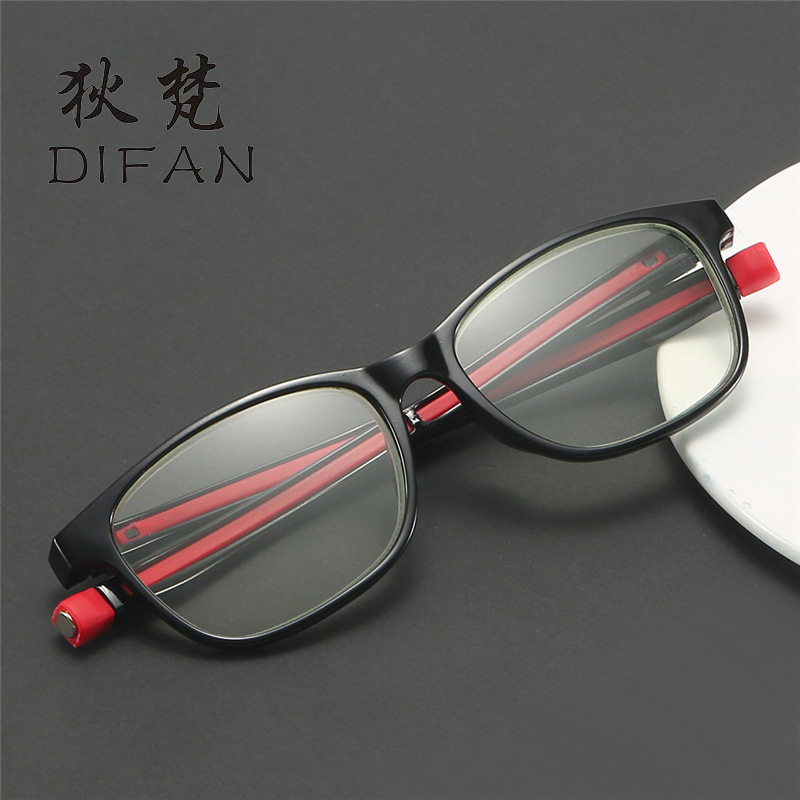 Old flower glasses female new telescopic feet hanging neck flower mirror male magnetic attraction convenient high-definition blue light anti-fatigue old light glasses