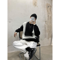 HOZI fashionable niche black and white contrast design sense shoulder round neck sweater mens Korean trend knitted cardigan