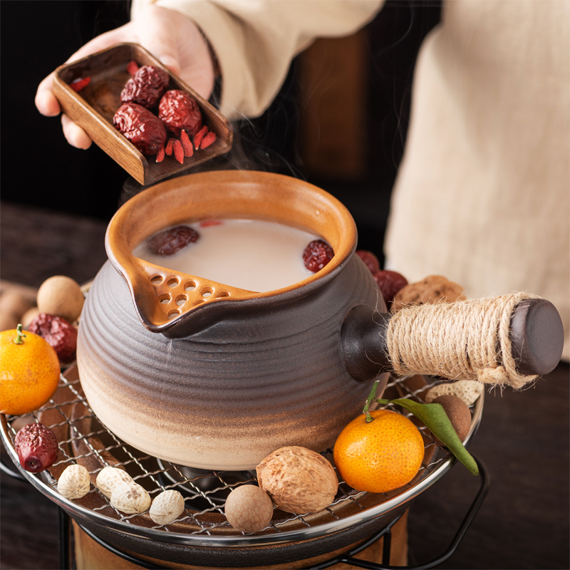Ceramic Pot for Brewing Tea, Suitable for Dry Burning, for Making Milk Tea, Fruit Tea, Roasted Tea, Roasted Milk, Stewed Pear, and Tea Brewing Around the Stove Ceramic Pot for Brewing Tea, Suitable for Dry Burning, for Making Milk Tea, Fruit Tea, Roasted Tea, Roasted Milk, Stewed Pear, and Tea Brewing Around the Stove