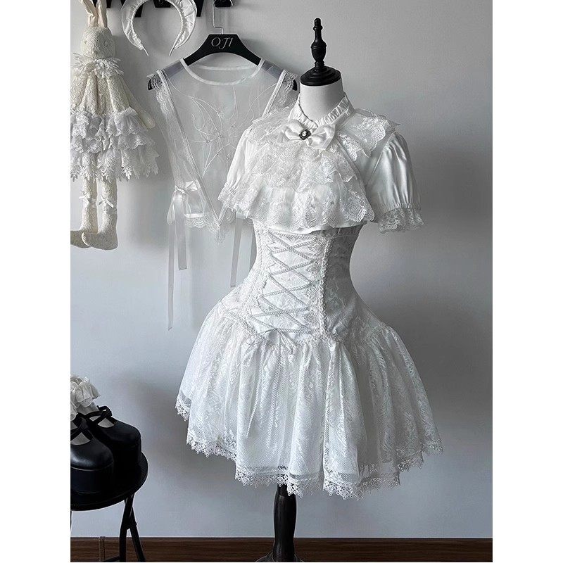 White Gothic Style Shirt, Bib, Sk Skirt, Lolita Skirt, Waist-Cinching Slimming Suit, Subculture Lolita White Gothic Style Shirt, Bib, Sk Skirt, Lolita Skirt, Waist-Cinching Slimming Suit, Subculture Lolita