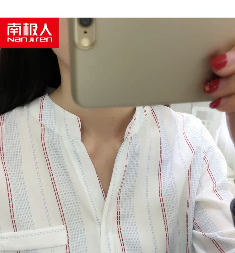 Mùa hè Nam Cực mới áo voan cổ chữ V sọc Hàn Quốc ngắn tay áo sơ mi hoang dã sơ mi nhung tăm
