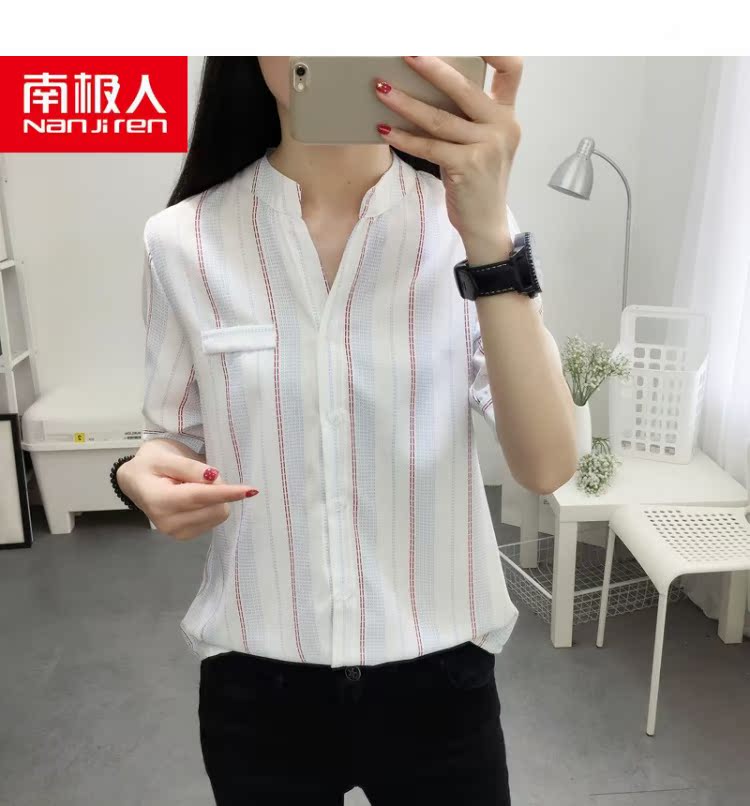 Mùa hè Nam Cực mới áo voan cổ chữ V sọc Hàn Quốc ngắn tay áo sơ mi hoang dã sơ mi nhung tăm