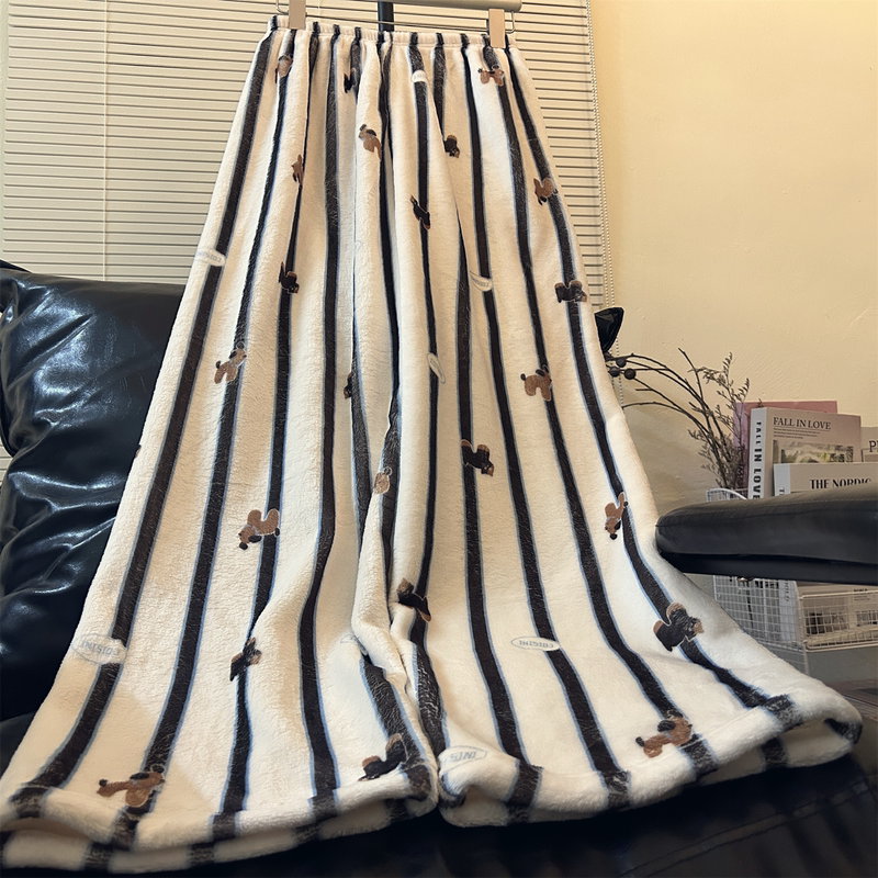 Tall Women's 170cm Extra-Long Pajama Pants for Autumn and Winter, Coral Fleece, Cute Striped Cat Design, Loose Straight-Leg Warm Pants