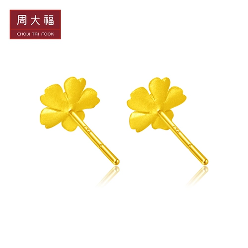 周大福 Цветочный богатый темперамент, маленький цветок, золото золота Earr