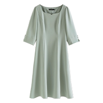 Single-bundle plus-size womens clothing (Black Label Series) French romantic heart-neck dress 2024 spring new skirt