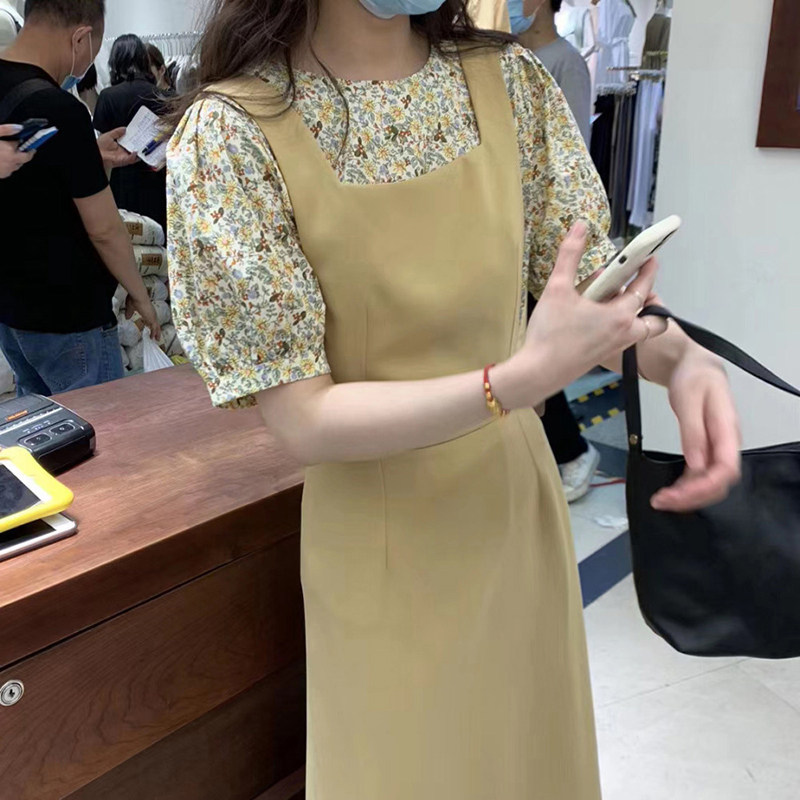 Small frescoed 100 hitch a touch of sweet and broken floral sleeveless blouse blouse blouse with age-less temperament cardiator with baby bag skirt two-piece suit of summer