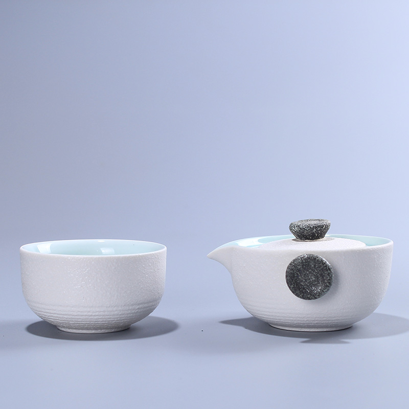 Portable ceramic crack cup travel easy is suing the home a pot of tea sets snowflakes teapot kung fu a cup