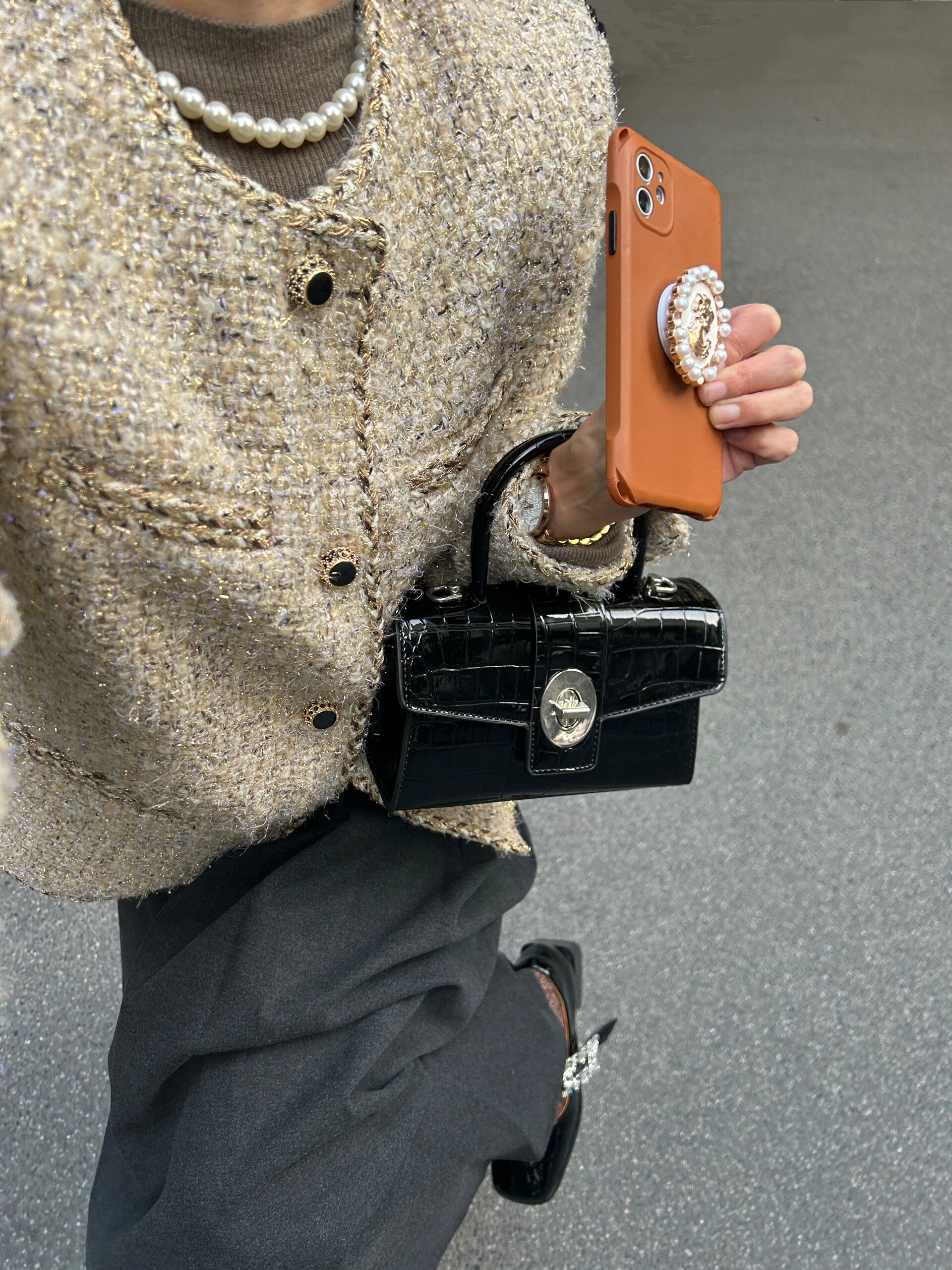 スイートクールホットガールクロコダイルパテントレザーバッグ高品質ハンドヘルド小さなスクエアバッグ2024新しいオートバイクロスボディバッグ女性のための