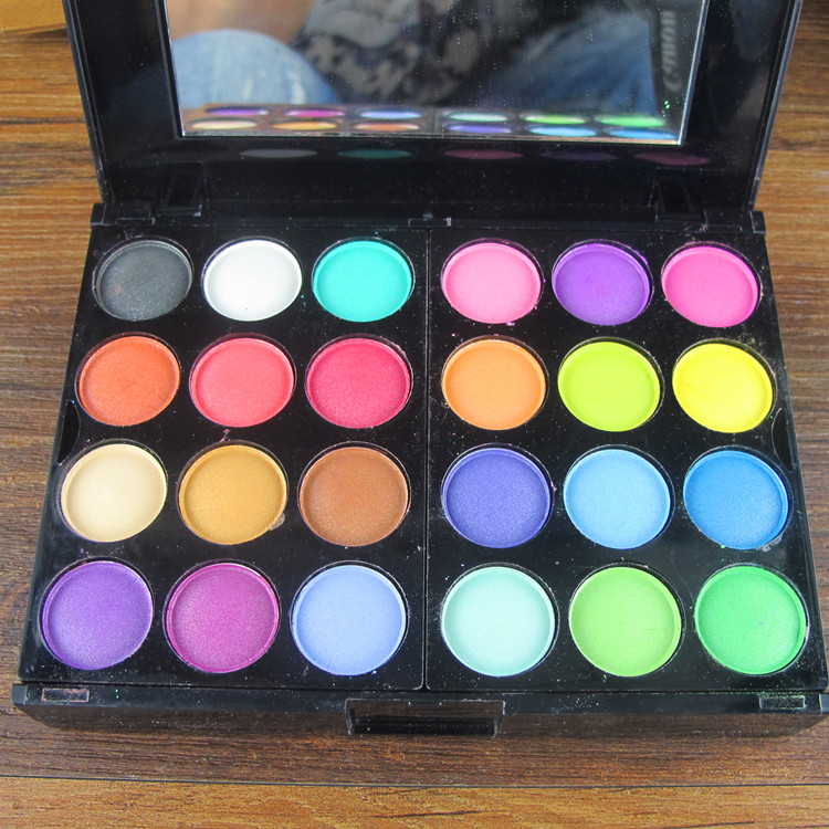 Ngày của trẻ em Ngày của Trẻ Em Người Mới Bắt Đầu Trang Điểm Palette Eye Shadow Trang Điểm Bột Hộp Trang Điểm Bộ Sinh Viên Trang Điểm Set Full set phấn mắt maybelline