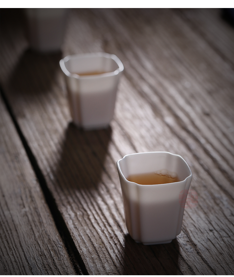 Jiangnan past dehua white porcelain teacup suet jade China ceramic kung fu tea set a single sample tea cup small square cup