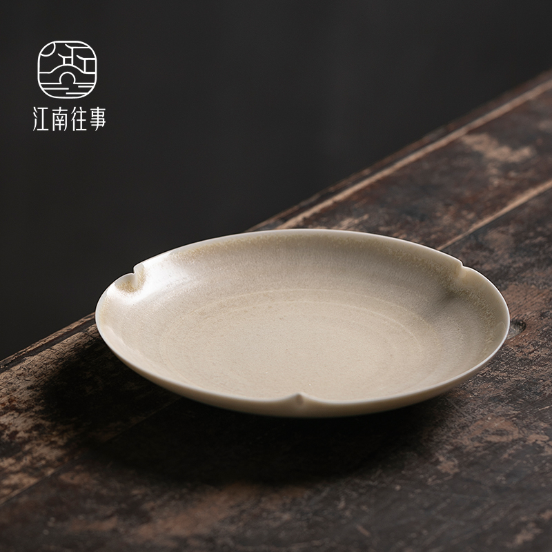 Jiangnan hand pot past bearing dust firewood ceramics kung fu tea accessories tea saucer bearing dry plate dry dip