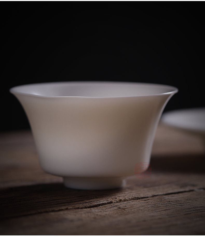 Jiangnan past China white porcelain tureen ceramic cups suet jade kung fu tea tea bowl three bowls