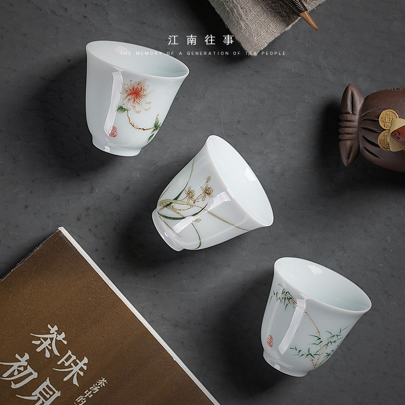 Jiangnan kung fu small ceramic sample tea cup god of a cup of tea cups past a small glass bowl with a single single CPU fullness