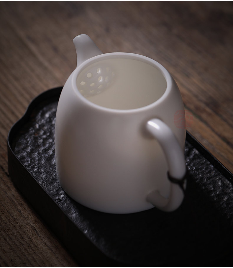 Jiangnan past little teapot kung fu tea set with white porcelain glossy glaze suet jade Qin Quan, single pot pot