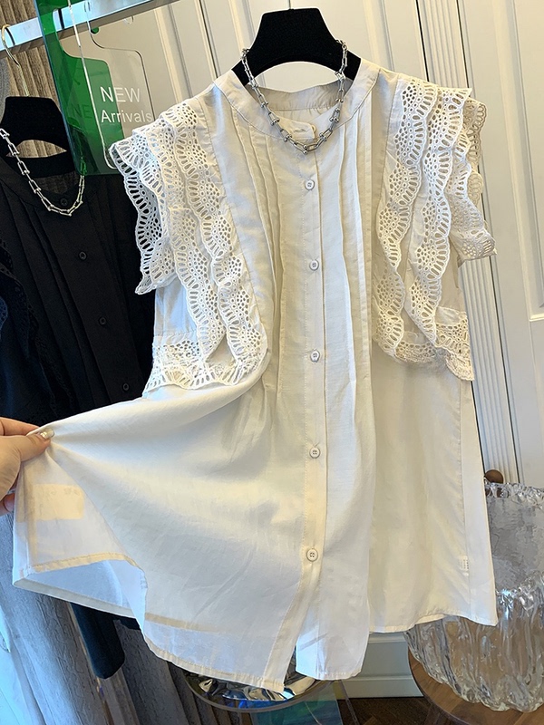 French Retro Style Hollow Lace Patchwork Small Flutter Sleeve Sleeveless Vest Shirt Top for Women 2025 Summer New Model French Retro Style Hollow Lace Patchwork Small Flutter Sleeve Sleeveless Vest Shirt Top for Women 2025 Summer New Model