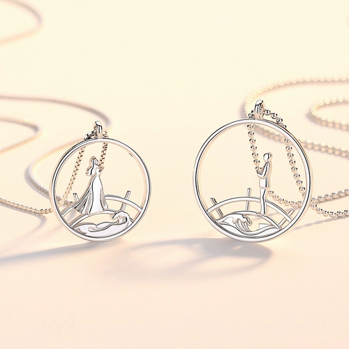 Пара парных подарков на день рождения девушки, свадебный подарок невесте, молодоженам лучшей подруге, парню и другу с чувством церемонии.