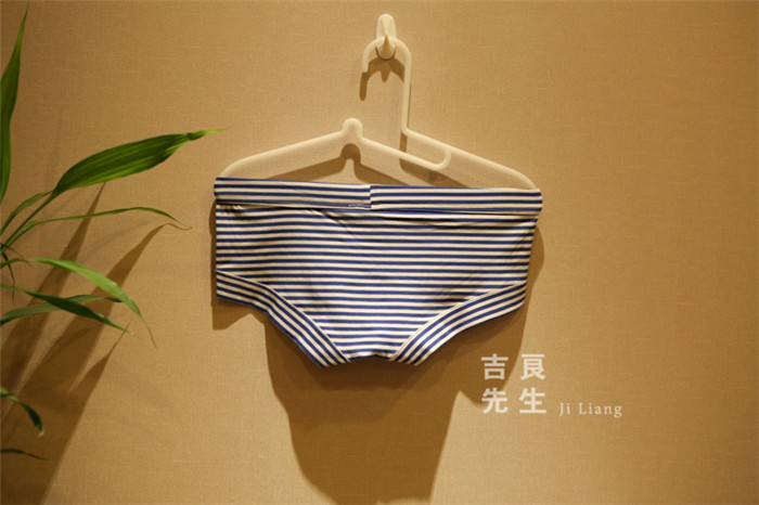 Quần lót nam sọc gợi cảm Quần boxer U lồi thời trang gợi cảm Quần lót nam Cotton nhỏ gọn boxer thương hiệu đồ lót nam