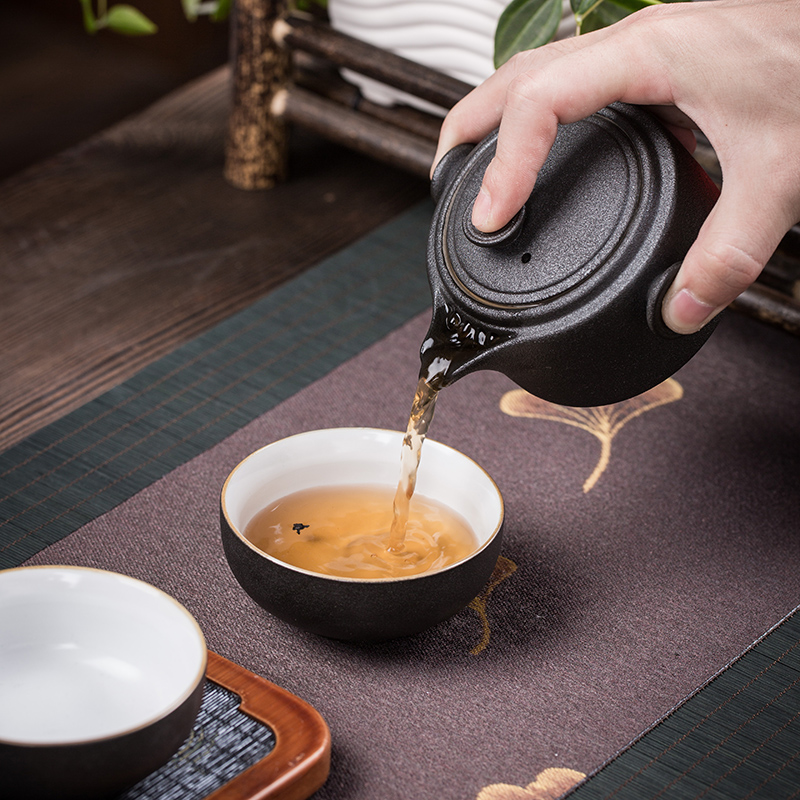 Zhuo imperial Japanese kung fu tea sets ceramic portable package of a complete set of a pot of two cups of household contracted the teapot tea pot