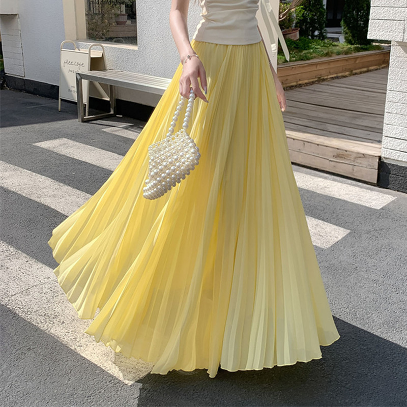 Gentle Dopamine Pleated Skirt for Women, New Summer Style, Elegant High-Waisted Chiffon Skirt with a Large Hem and Long Length