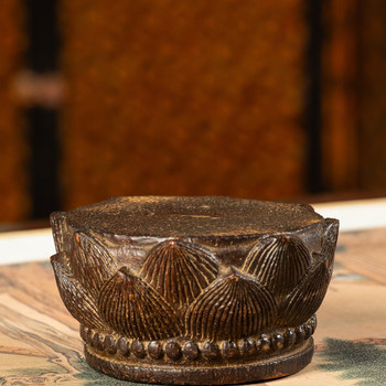 Qing dynasty bamboo carving lotus pedestal old object ornament