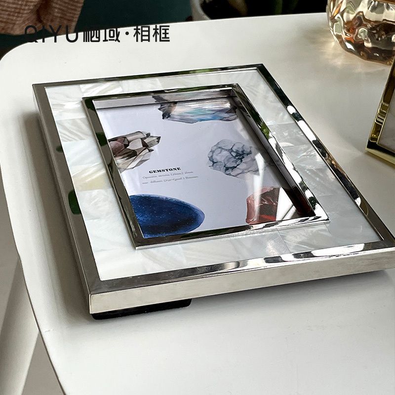 Qiyu Pearl Shell Metal Small Photo Frame Stand High-End 3 6 7 8 Inch 10 Light Luxury Simple Photo Printing