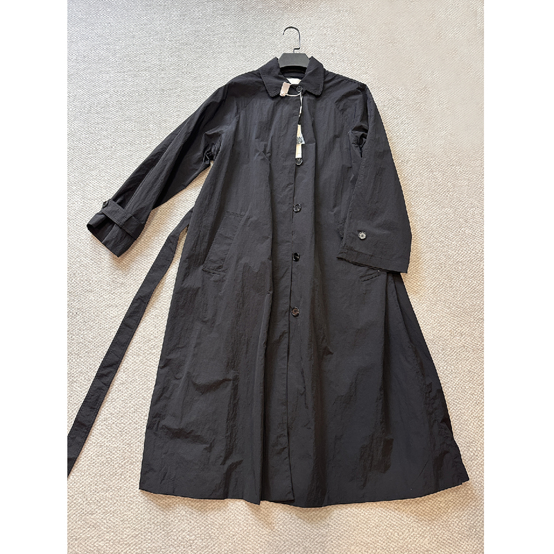 Relaxed Style Beauty, Paper-Thin Long Trench Coat with Belt for Women, Soft-Shell Trench Coat, Elegant Dress, Black