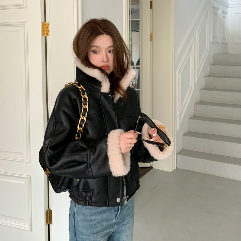 Zunyeファーラムスキンファージャケットショート2024新作ファーコートレディーススウィートクールバイクウェア