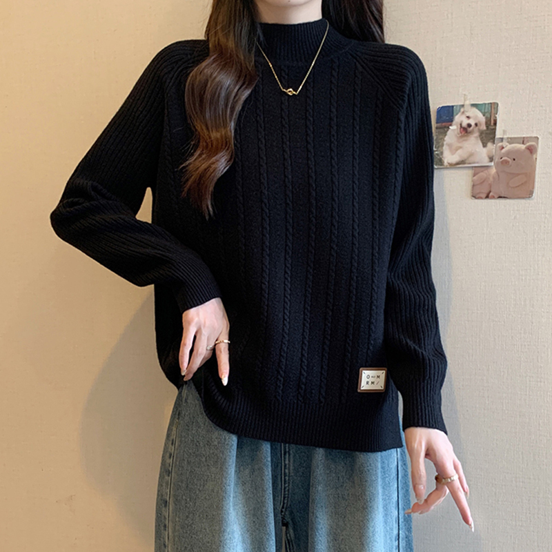 Plus-Size Tummy-Covering Half-High Collar Lazy Style Thick Sweater for Women in Autumn and Winter, Slimming and Stylish Knit Top for Chubby Girls