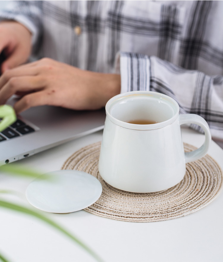 Ceramic tea cup with lid filtration separation office cup tea cup personal tea cup flower cup logo