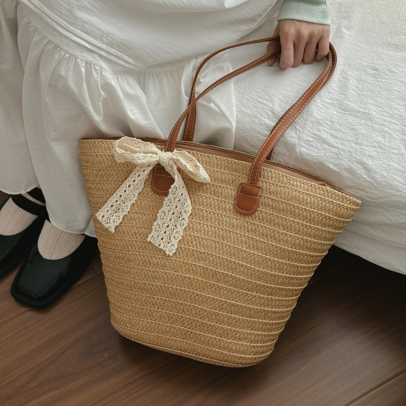 Summer Seaside Vacation Style Straw Tote Bag for Women 2026 Large Capacity Woven Handbag Beach Bag Vegetable Basket Bag