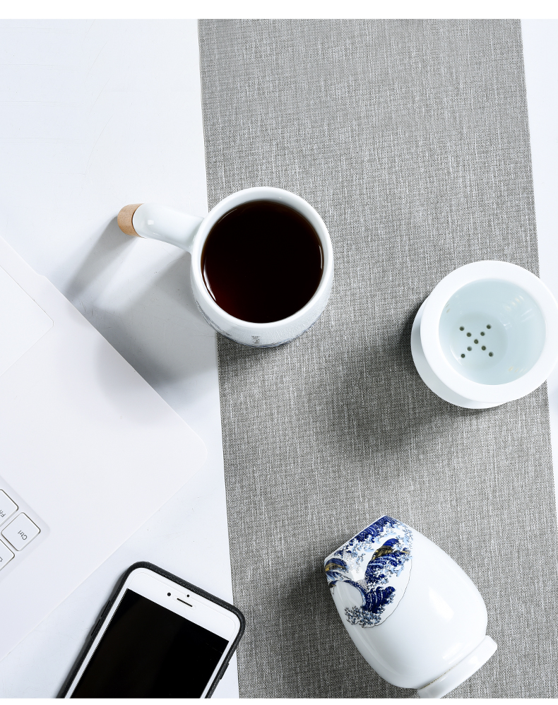 Jingdezhen ceramic cups with cover with separate the office gift boxes of a complete set of tea cups cup mark cup