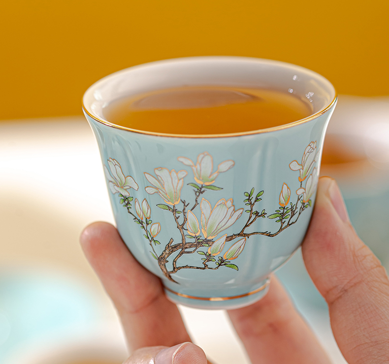 Jingdezhen tea sets a light key-2 luxury contracted modern kung fu tea pot household teacup pad supporting high - end gift box