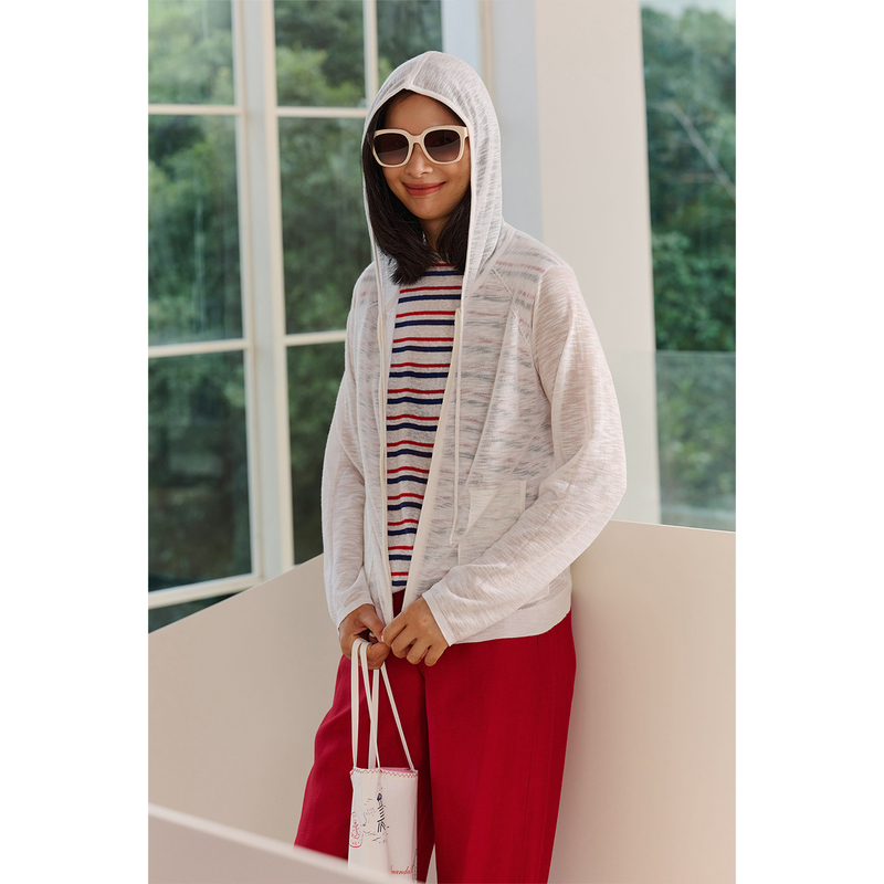 Amandax "Southern French Holiday" 32-Count Fine Yarn Worsted Knit Hooded Cardigan/Cover-Up Amandax "Southern French Holiday" 32-Count Fine Yarn Worsted Knit Hooded Cardigan/Cover-Up