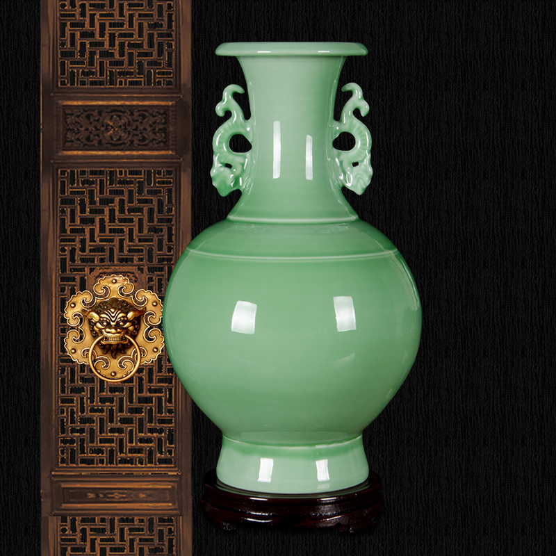 Jingdezhen ceramics archaize shadow blue glaze vase flower arranging Chinese style restoring ancient ways home wine sitting room adornment is placed