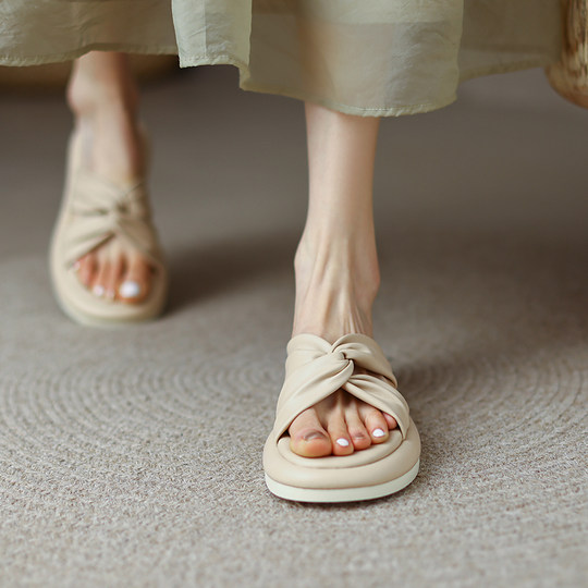 拖鞋女2025夏季新款厚底时尚外穿凉鞋百搭仙女风平底女士软底凉拖