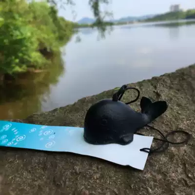 Iwate South cast iron Japanese wind chime hanging whale retro Japanese wind Temple Bell birthday gift