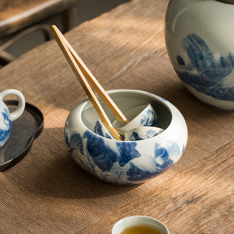 Chinese ancient celadon hand - made large tea in hot washing of cups to wash tank kung fu tea set ceramic tea taking of spare parts