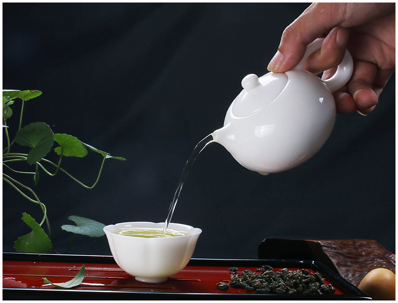 Earth story white porcelain ceramic teapot single pot of household teapot hand xi shi pot of dehua white suet in China