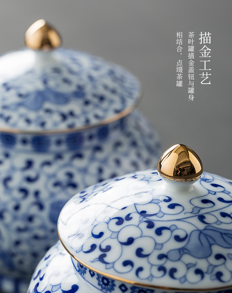 Jingdezhen hand - made bound lotus flower blue and white porcelain tea pot seal pot loose tea storage POTS store receives puer tea