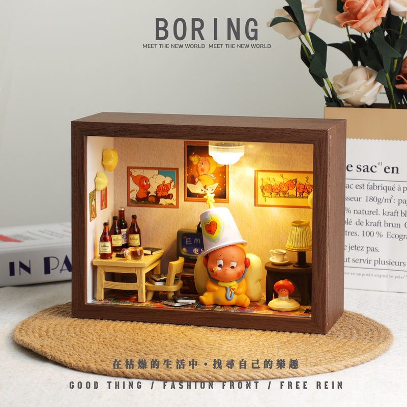 Bubble Mart Star Artificial Landscape Hollow 7.5cm Photo Frame Decorative Ornament Figurine Light Storage Display Stand