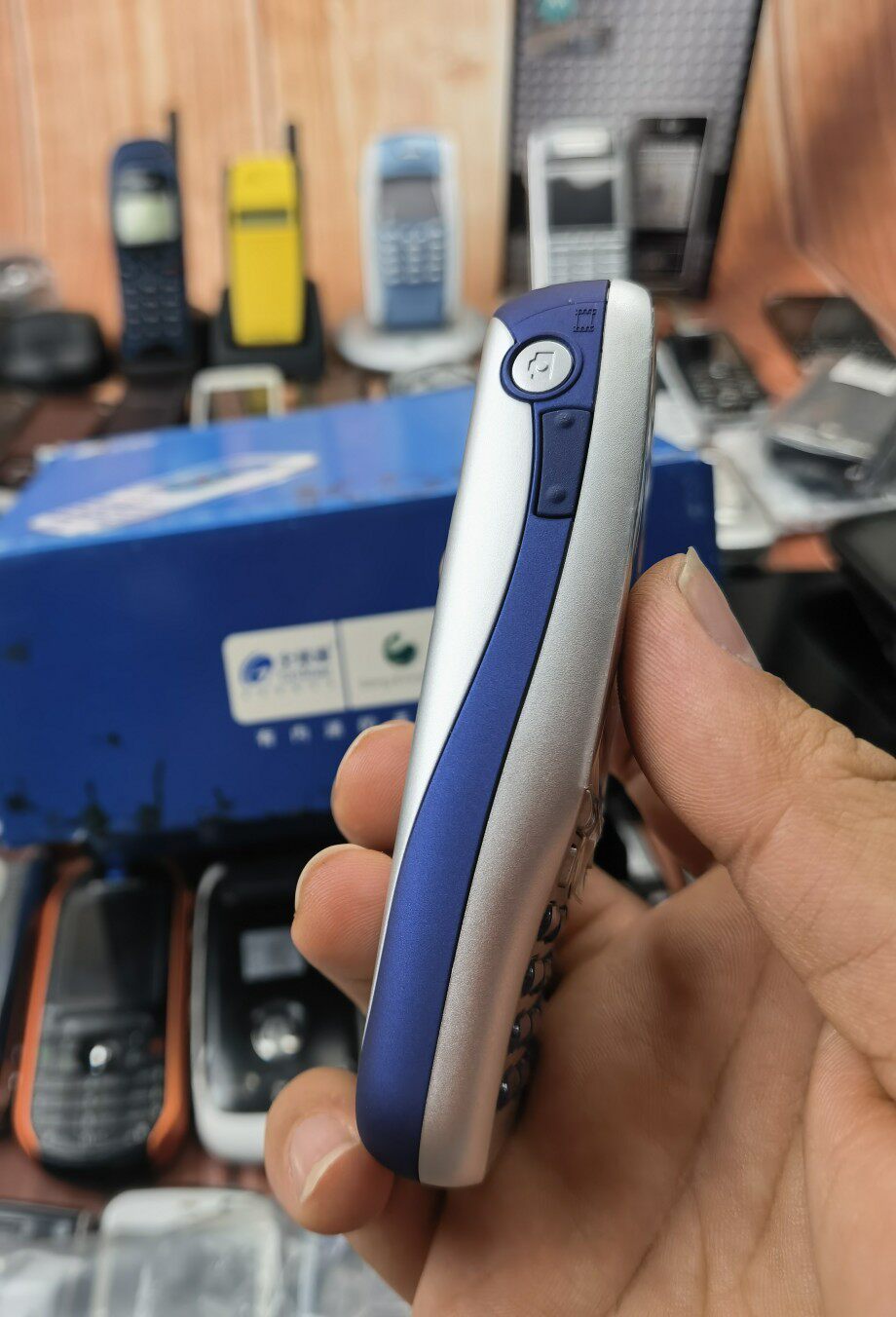 Sony Ericsson K506 нбм оригинал Пакет в наличии комплект Сущность три в одном Sony Ericsson/索尼爱立信 