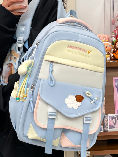 Schoolbags for primary school girls ins niche style high-looking large-capacity backpacks for junior high school students dirty-resistant girls with dark layers