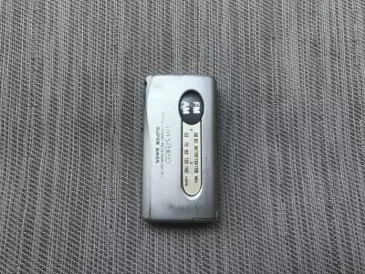 Aihua Radio CR-A56 Portable FM FM Pocket No 7 battery band stereo