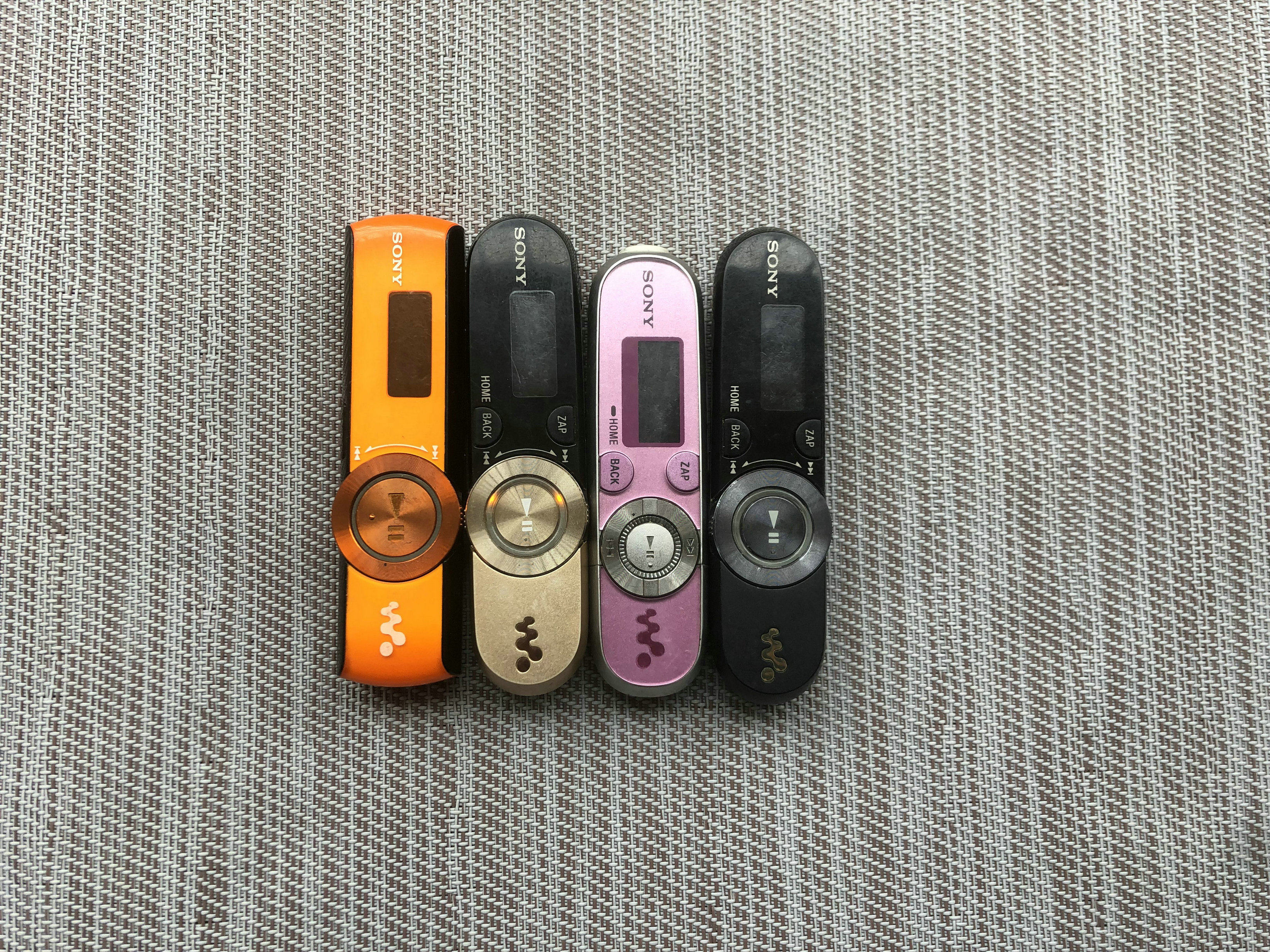 Sony's carry-on MP3NWZ-B162F MP3NWZ-B162F B152F B172F B172F FM radio is a good feature