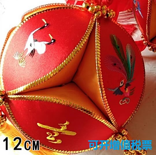 Guangxi Embroidered Pure Handmade Embroidered National Traditional Craft Gift Pendulum Stage Props for Souvenir Handmade